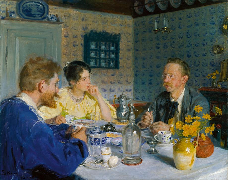Man kan næsten høre kopperne klirre og æggeskallen knække i Krøyers stemningsfulde maleri fra 1893, hvor Marie og P.S. Krøyer ser interesseret hen over frokostbordet mod deres gæst, forfatteren Otto Benzon.
